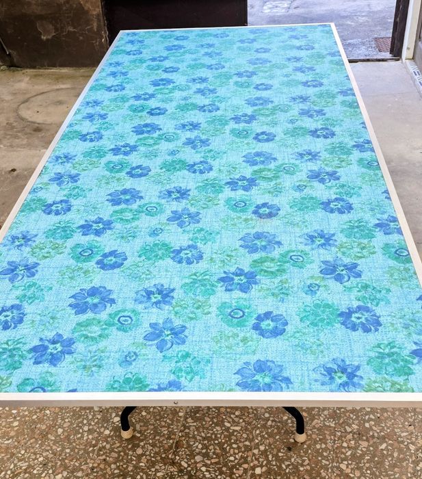 Mesa 1.10 m  ×  2.45 m