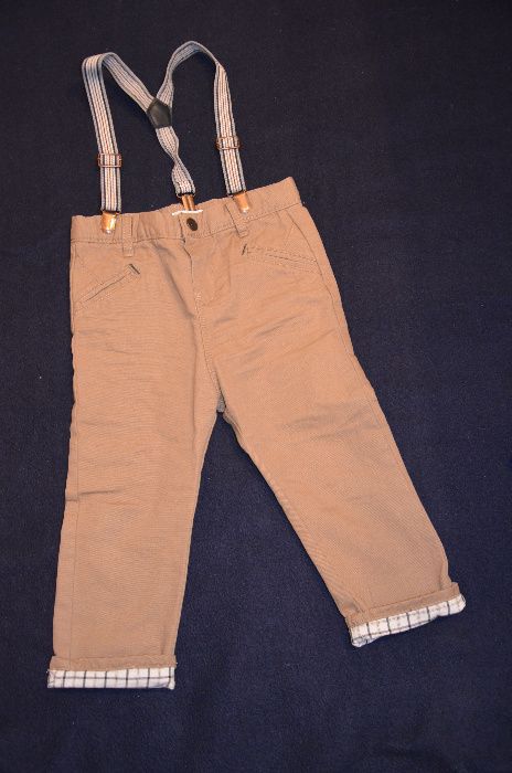 Spodnie chłopięce OKAIDI OBAIBI beżowe rozmiar 86 cm STAN IDEALNY!