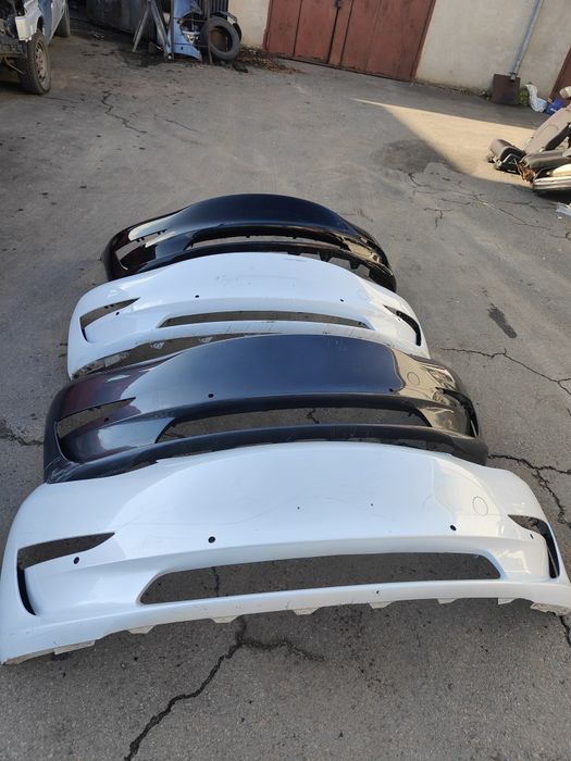Бампер передній голий Tesla Model 3 2017-2023