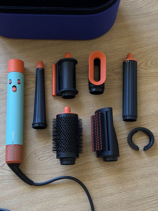 Dyson Airwrap™ Long Ceramic Pop – completo + caixa e bolsa de viagem