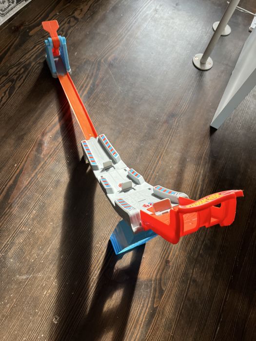 Hot Wheels Tor samochodowy wyrzutnia rampa