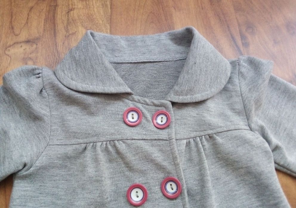 Bluza 104/110 . Jak nowa !