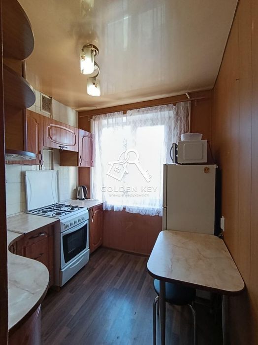 Продаж 2-кімнатної квартири на Космонавтів