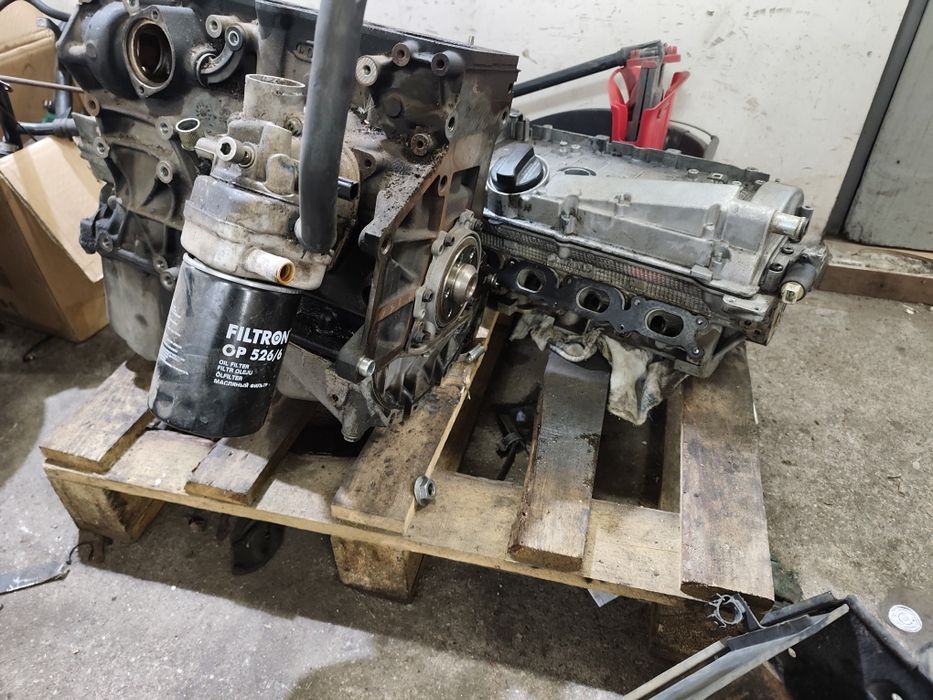 Audi silnik 1.8t