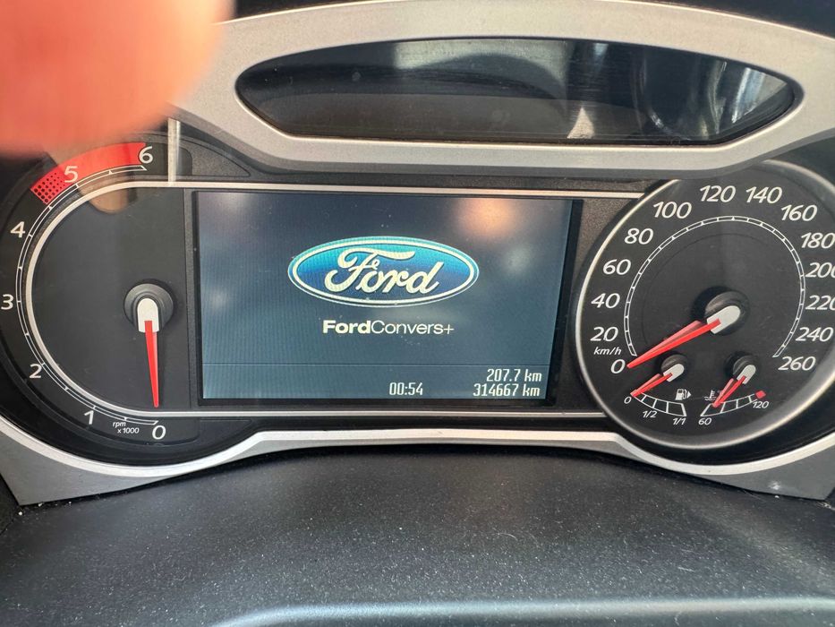 Ford Mondeo samochód