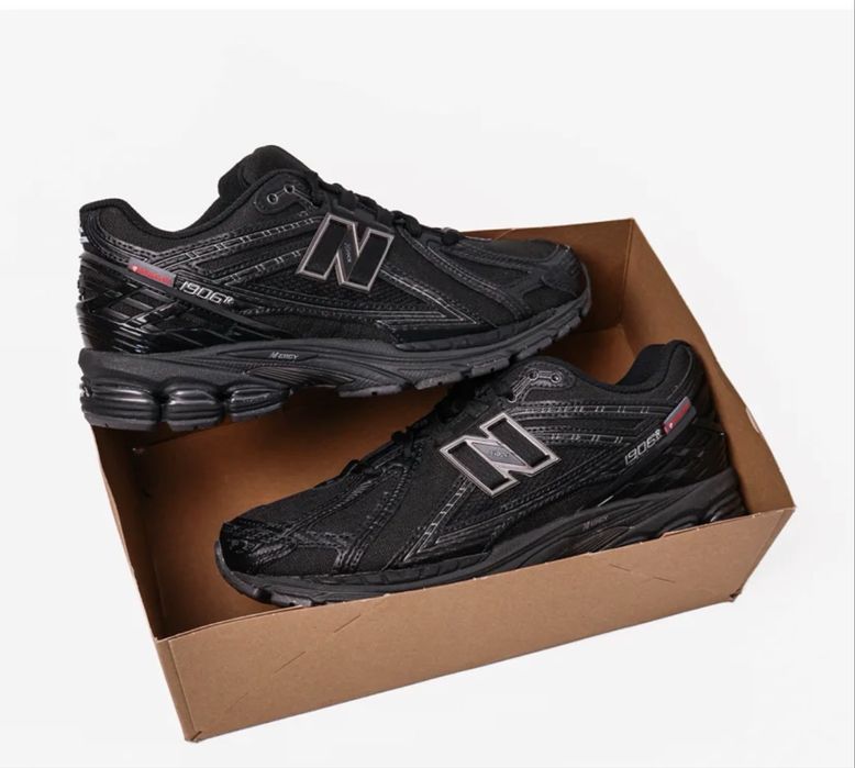 New Balance 1906R Black