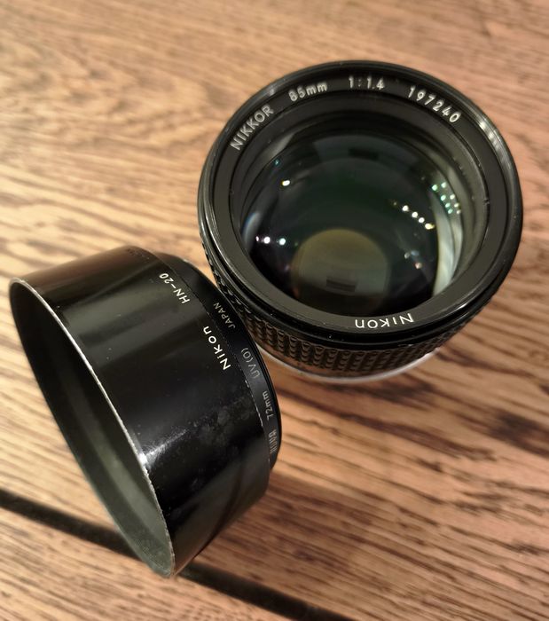 Nikon Nikkor 85mm f/1.4 ai-s