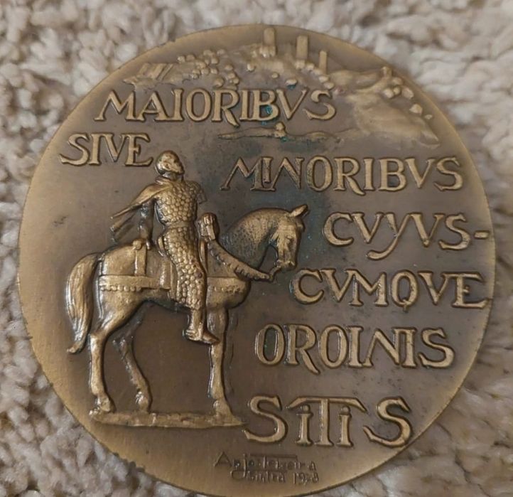 Commemorative Bronze Medal Marking the 825th Anniversary of the Charter of Sintra