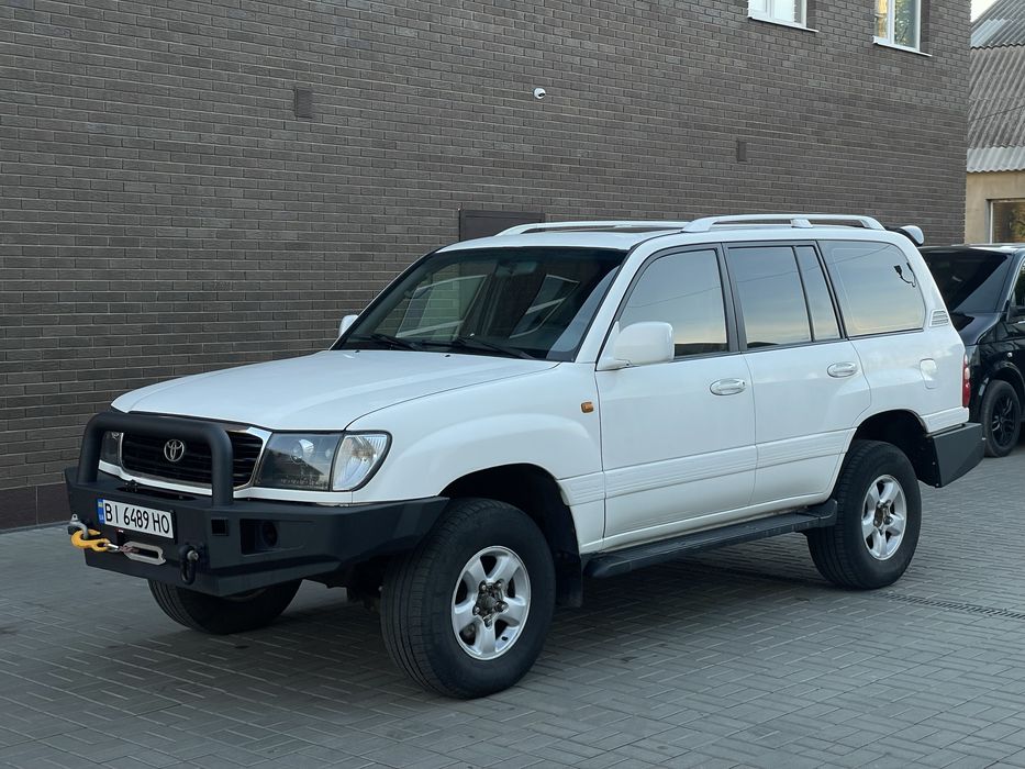 Toyota Land Cruiser 100