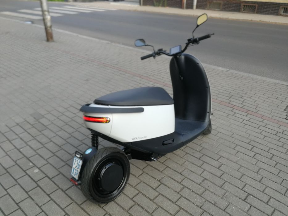 UNU SCOOTER PRO 4KW skuter elektryczny