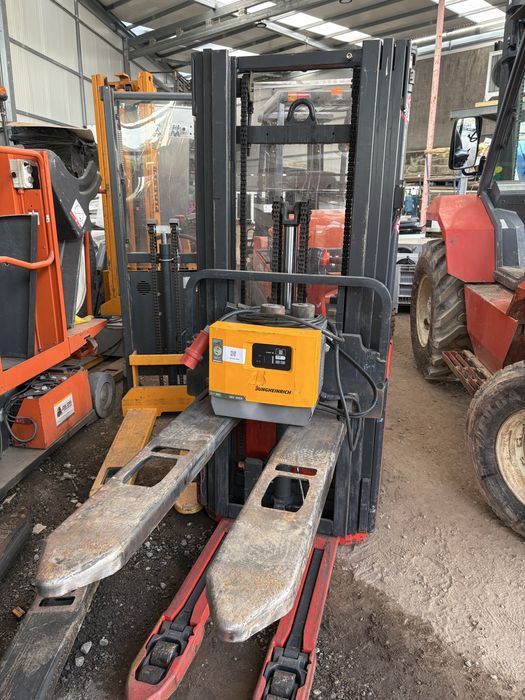 stacker fenwick L14