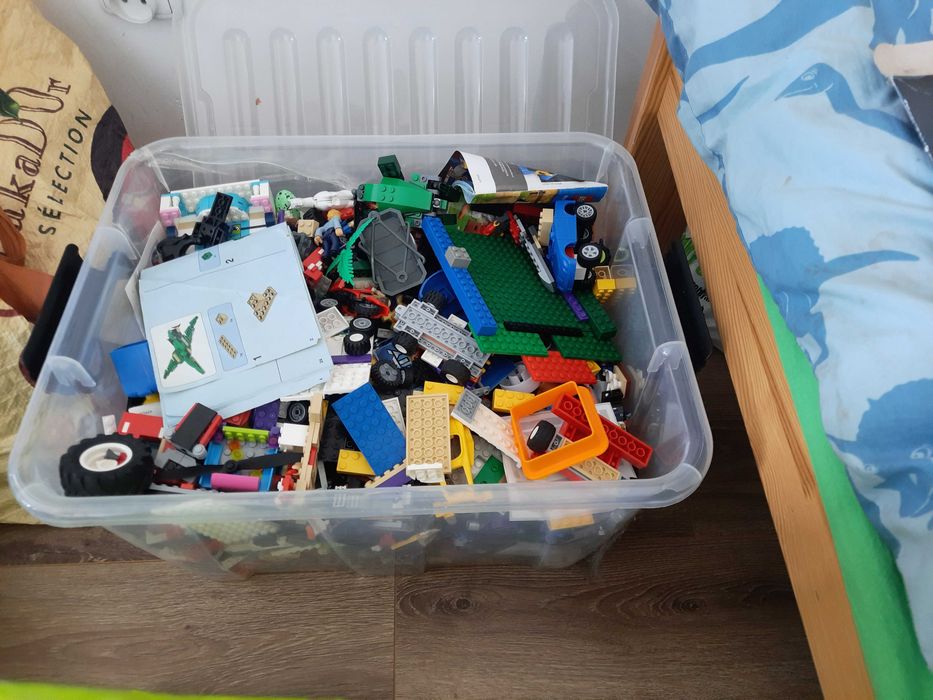 Lego pojemnik i inne zabawki do wyboru