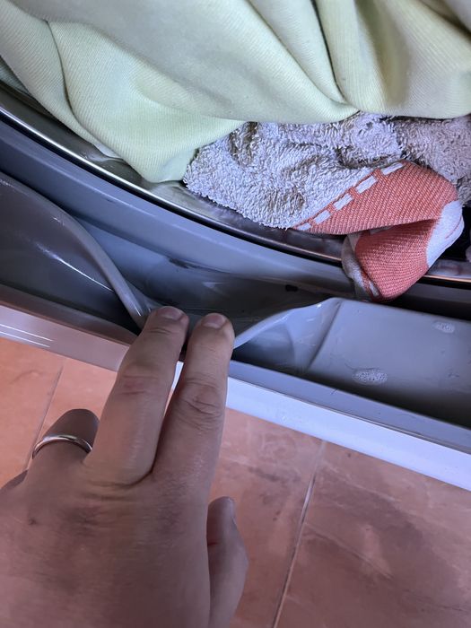 Maquina Lavar Hotpoint FMG823 8Kg