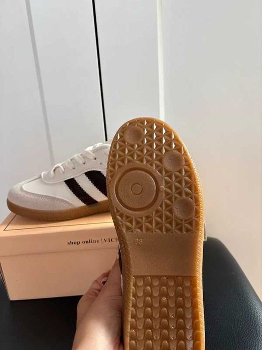 Trampki sneakersy Vices białe paski retro 38 wkładka 24 cm
