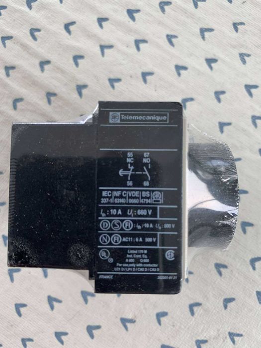 Time Delay Auxiliary Contact Block LA2 DT2 (novo) - dois artigos