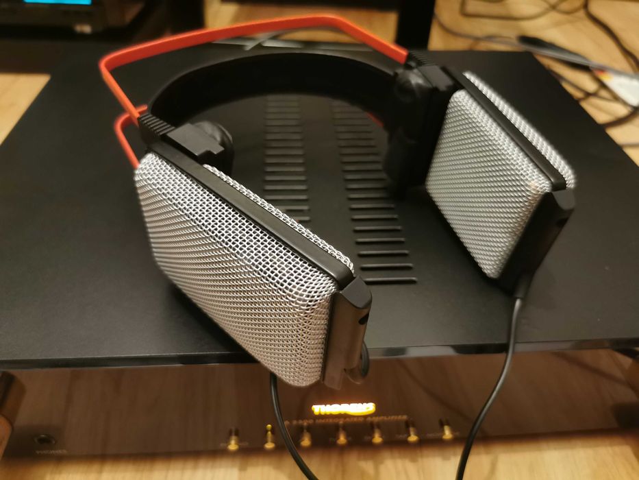 Fenomenalne audiofilskie słuchawki AKG K1000 top modell