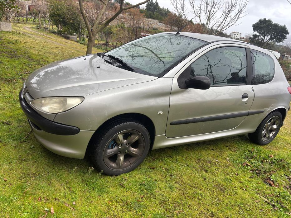 Peugeot 206 comercial