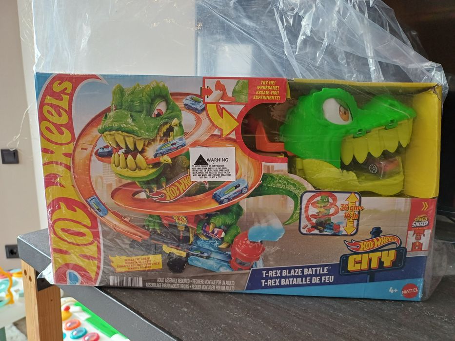 Пошкоджена коробка! Hot Wheels City T-Rex хот вилс рекс трек