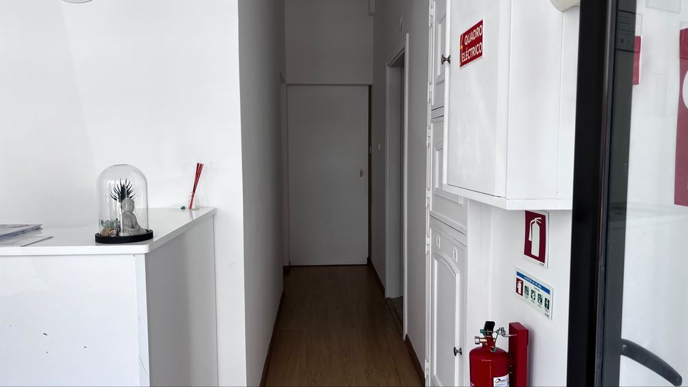 Alugo gabinete em salão de estética