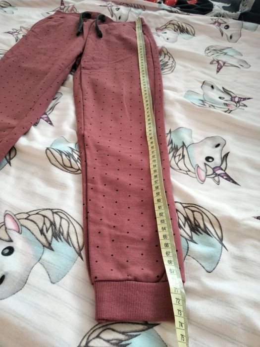 БЕЗ УТЕПЛИТЕЛЯ новые спортивные штаны на девочку 7-8лет Pepco