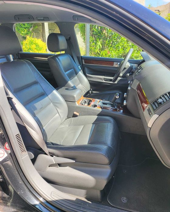 Volkswagen Touareg 3.2 V6, a Gasolina e a GPL.