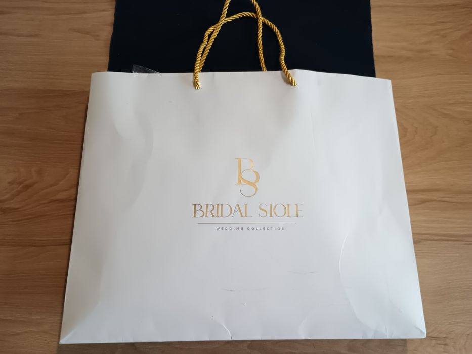 Bolerko ślubne Bridal stole