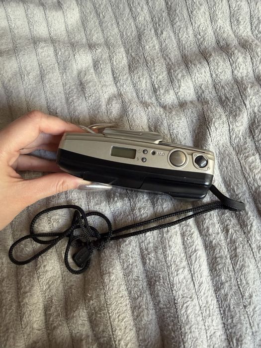 Плівковий фотоапарат Olympus superzoom 70g