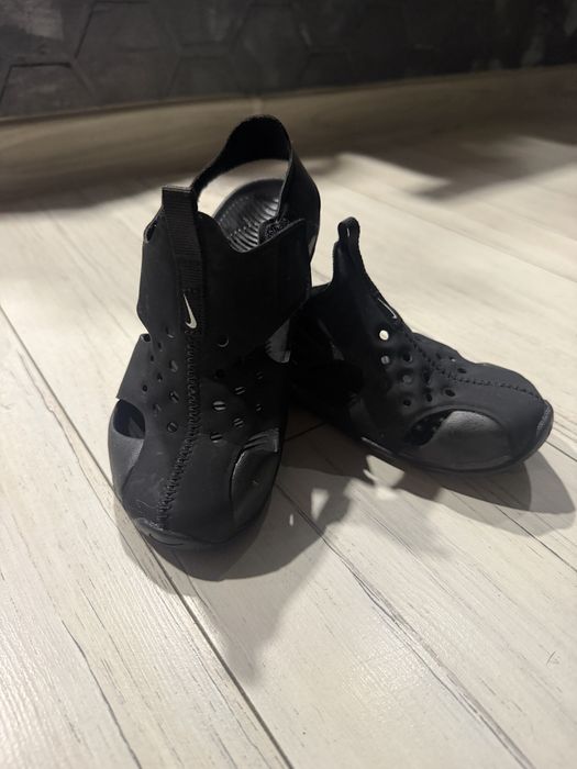 Продам садали nike