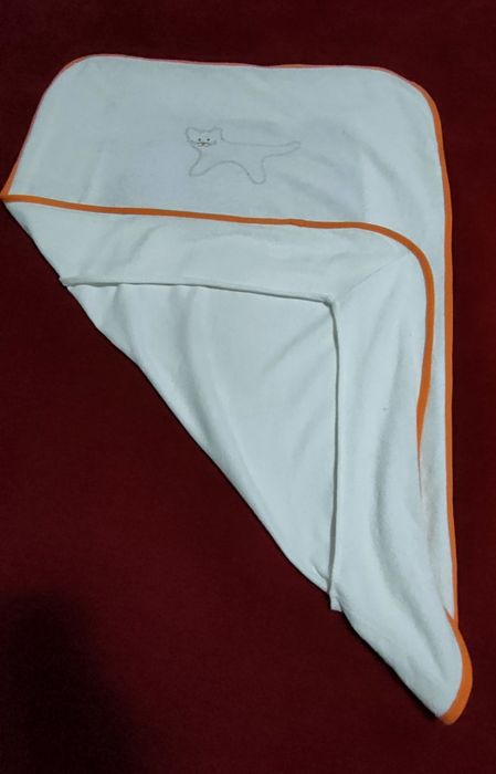 Muda-fraldas portátil + capa tecido turco