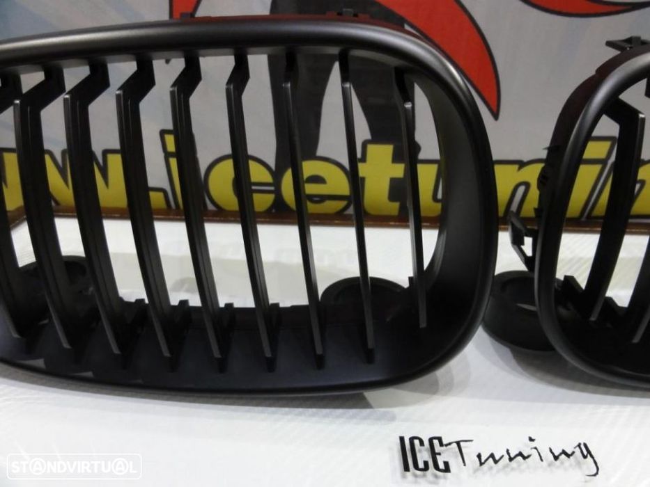 Grelha frontal BMW E60, E61 2003-2010 em preto mate