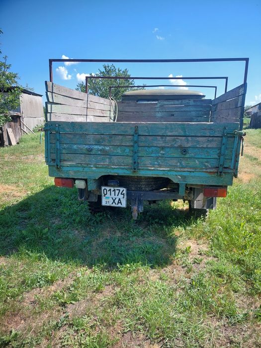 Продам УВАЗ бортовий