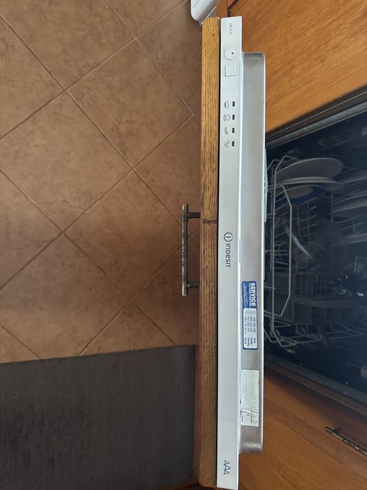 Maquina loiça Indesit