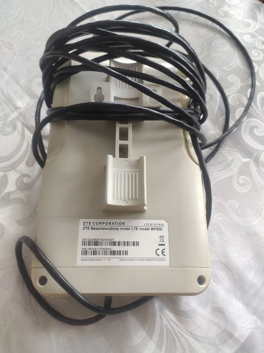 Router PLAY  z kablem