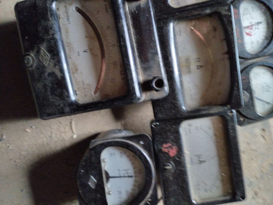 Шкалы измерительных приборов