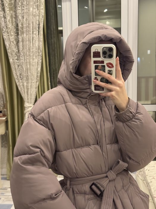 теплий пуховик в ідеальному стані