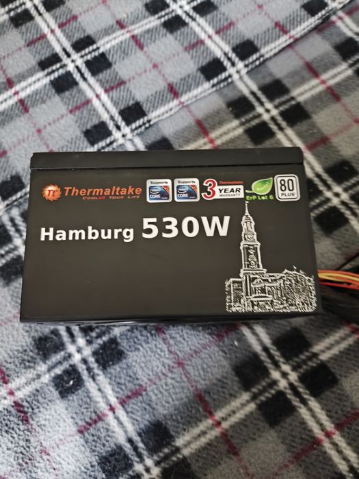 Thermaltake 530w,80plus.