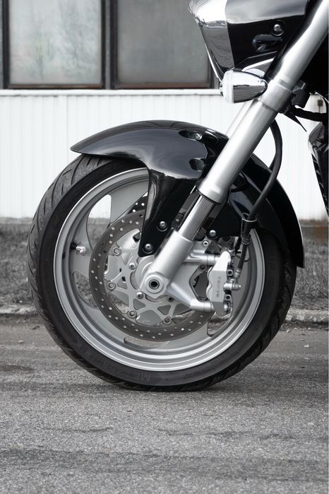 Suzuki Boulevard VZR1800 Intruder