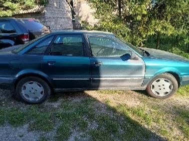 Audi 80 b4  2 litry bezyna