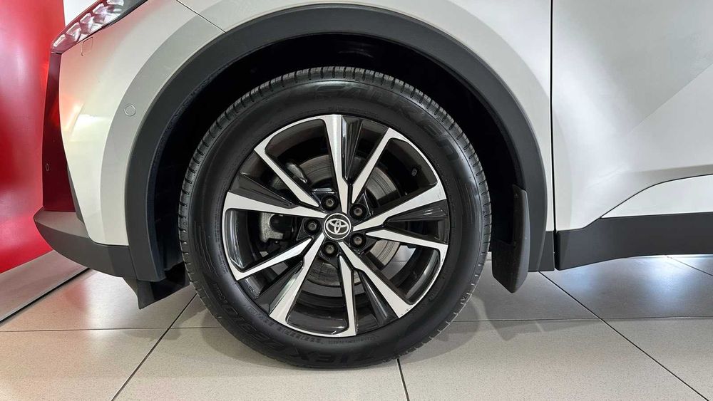 Toyota C-HR 2024 2.0 Hybrid e-CVT AWD-i • Premium Premiere Edition