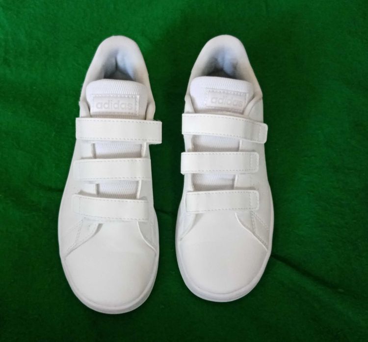 buty sportowe Adidas dla dzieci, białe, na rzepy, rozmiar 34, jak nowe