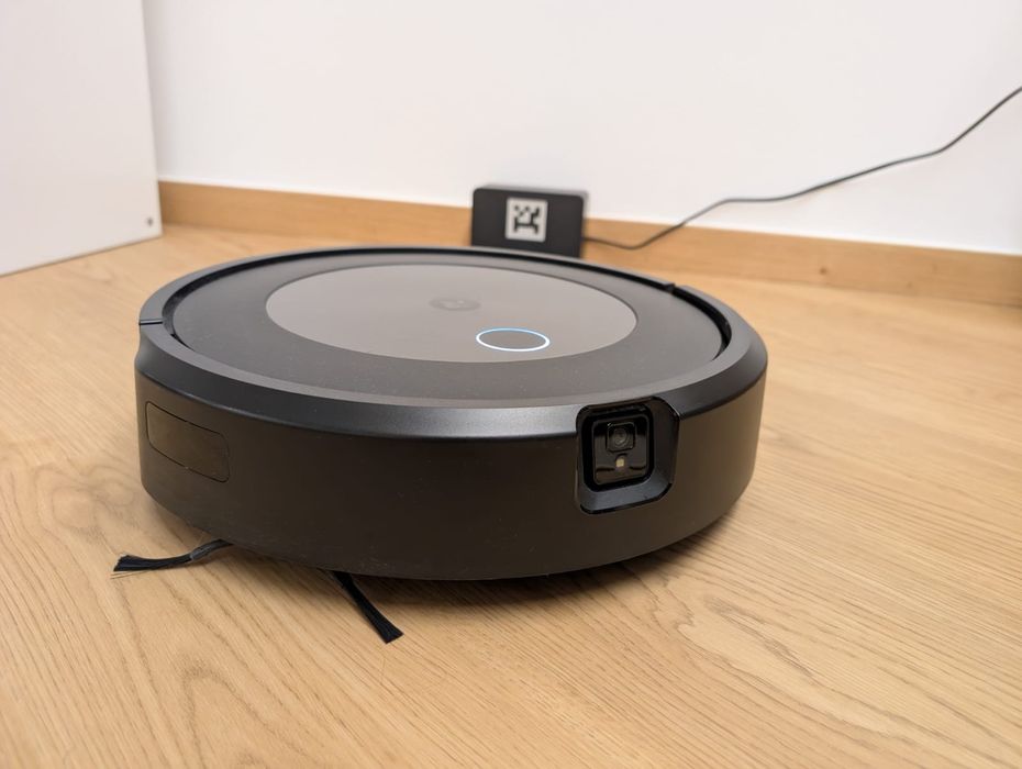 Robot aspirador iRobot Roomba® j7 com ligação Wi-Fi