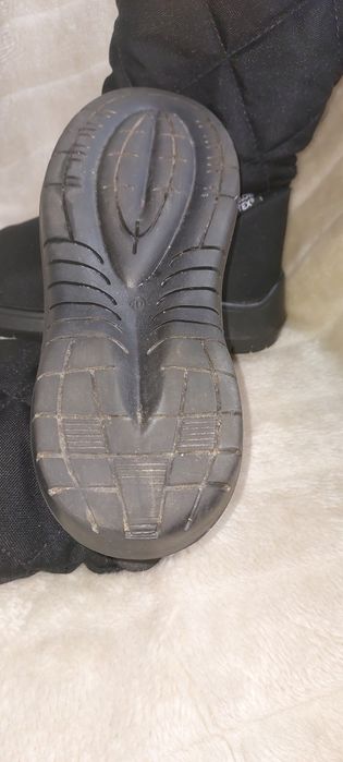 Сапожки  с мембраной ,стелька 25,5 см