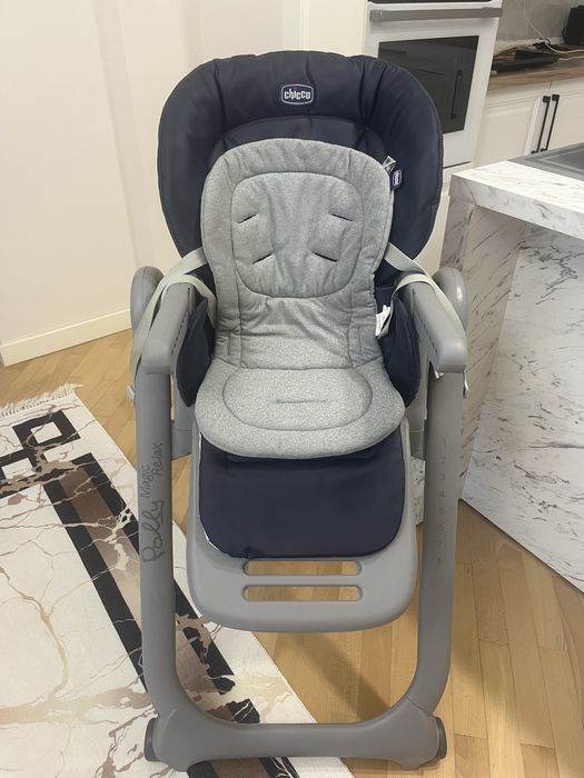 Крісло стілець годувальний chicco magic