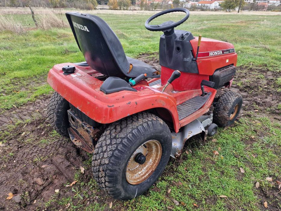 Trator / Corta Relva Honda 4514