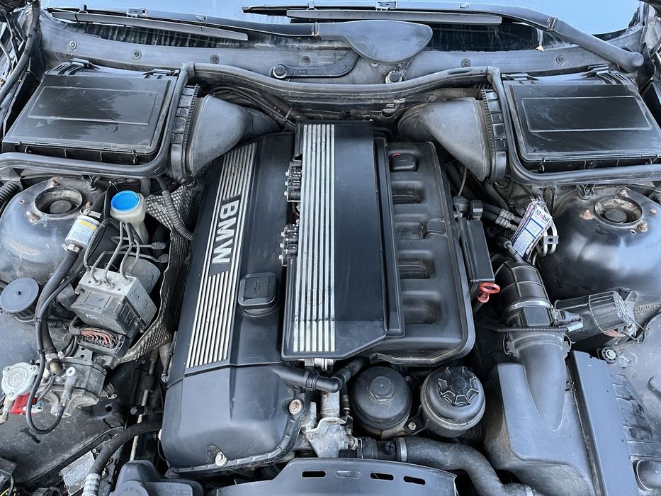 BMW  E39 серія 5