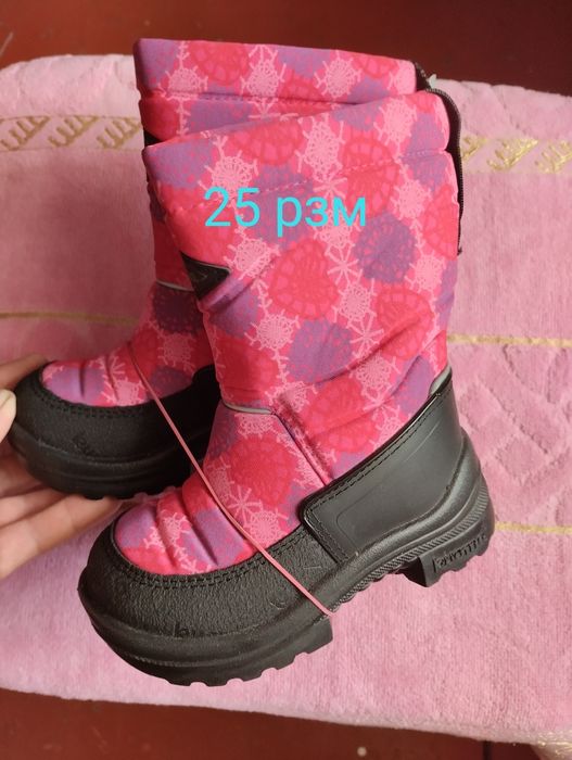 Продам новую обувь всё по 400 грн