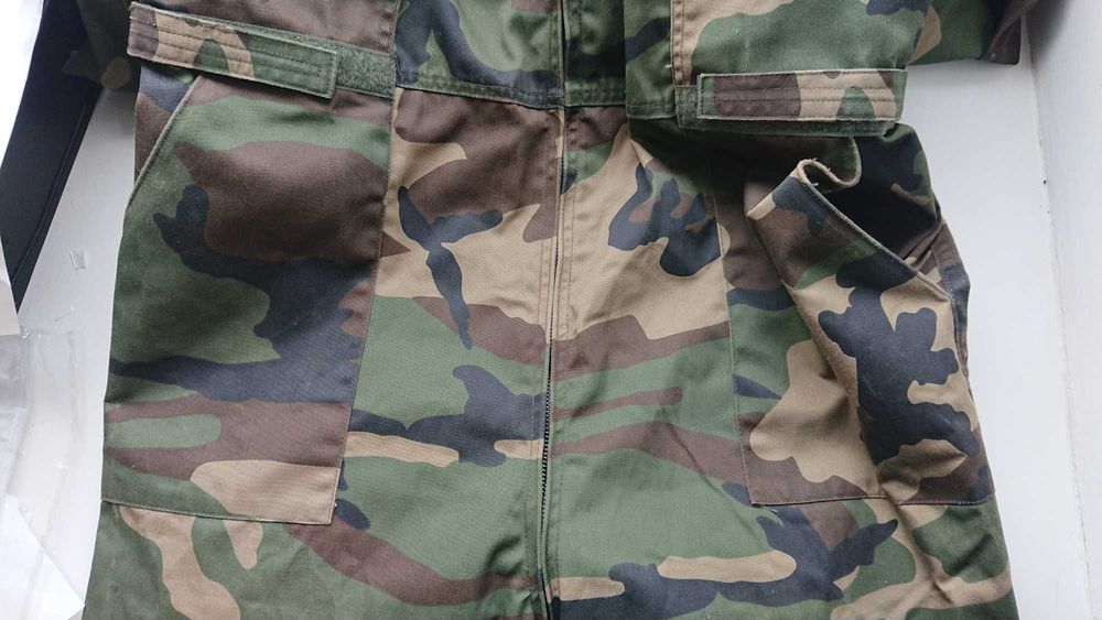 Контрактный комбинезон армии США Coverall flyers CWU-27/P. Woodland.