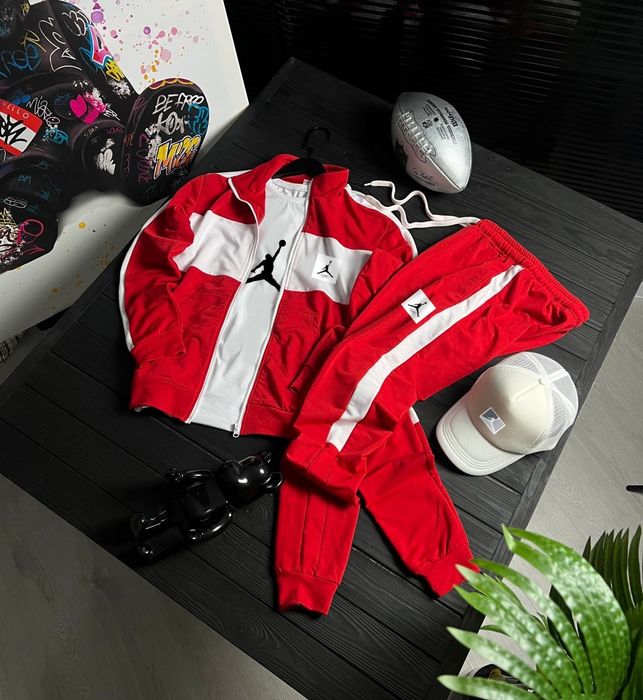 Костюм Jordan 4в1 олімпійка+штани+футболка+тракер