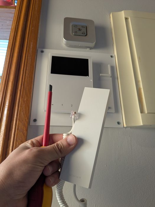 Eletricista - Videoporteiros/Campainhas. Instalações Elétricas