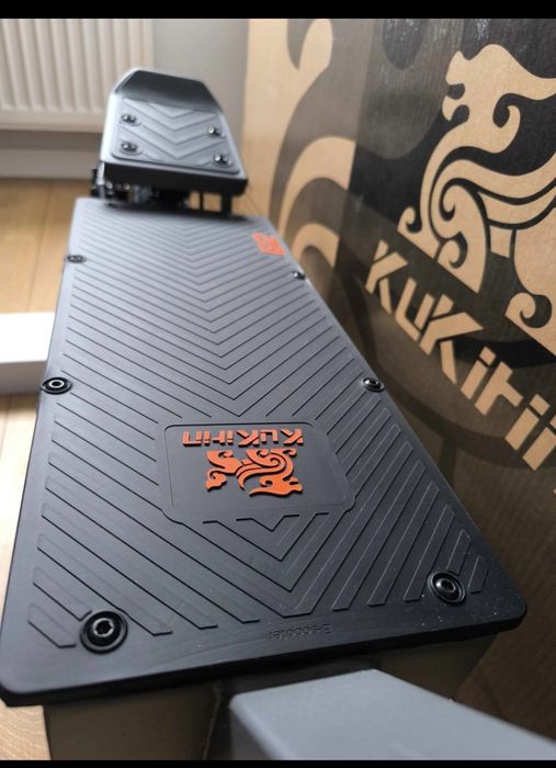 Продам електро самокат kukirin G2